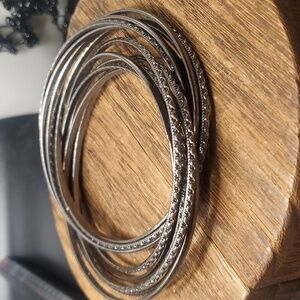 B3236 stack‎ of bracelets